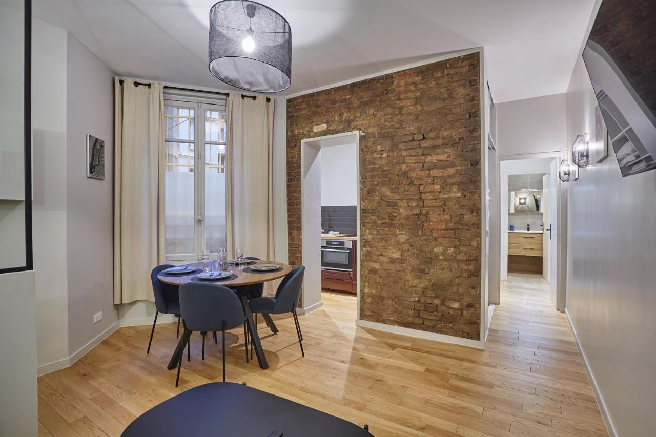 Apartment Center Of Paris By Studio Prestige Bagian luar foto