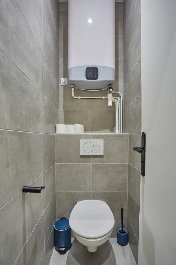Apartment Center Of Paris By Studio Prestige Bagian luar foto